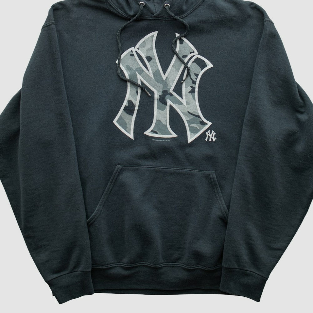 New York Yankees Genuine Merchandise 2010s Hooded Pullover Sweatshirt for sale