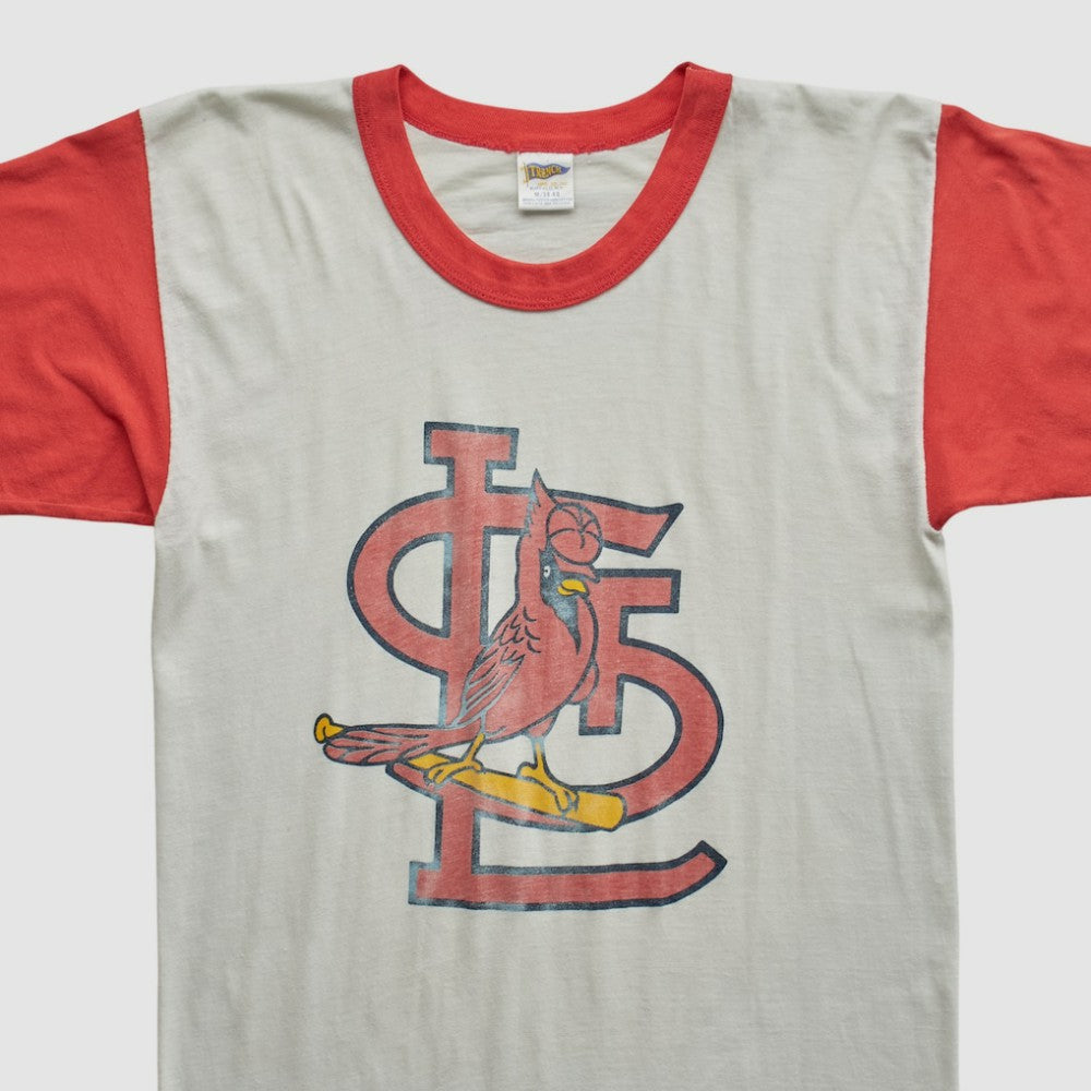 St. Louis Cardinals Trench 90s T-shirt Near Me
