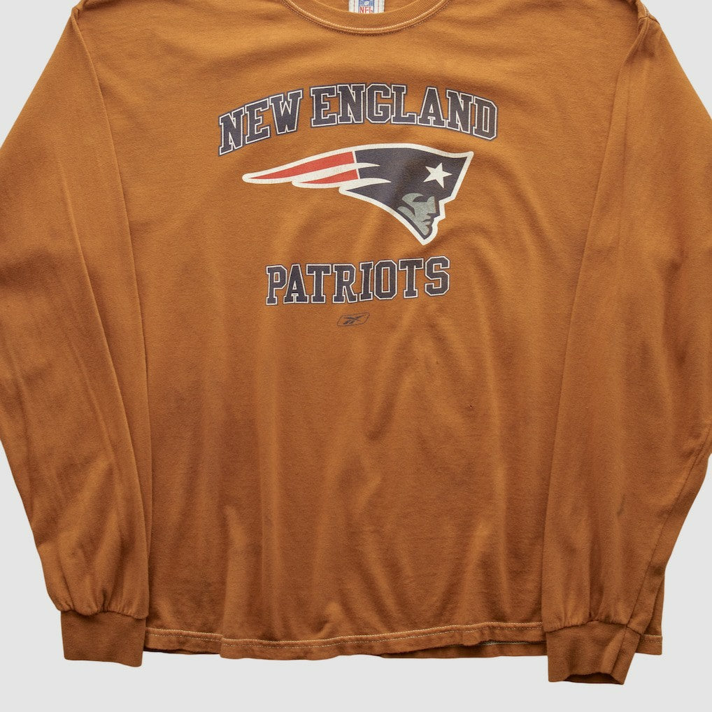 New England Patriots NFL 2000s Long Sleeve T-shirt - Brown Vintage - Fanatics
