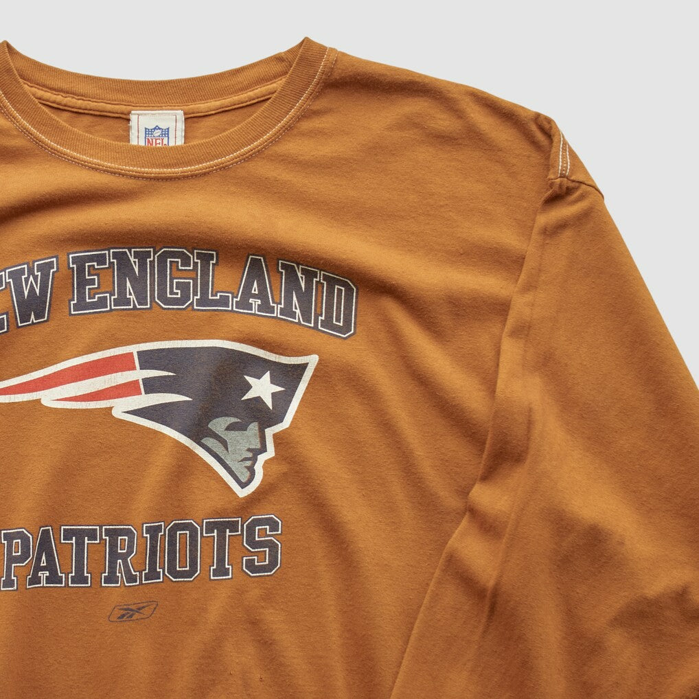 New England Patriots NFL 2000s Long Sleeve T-shirt - Brown Vintage - Fanatics