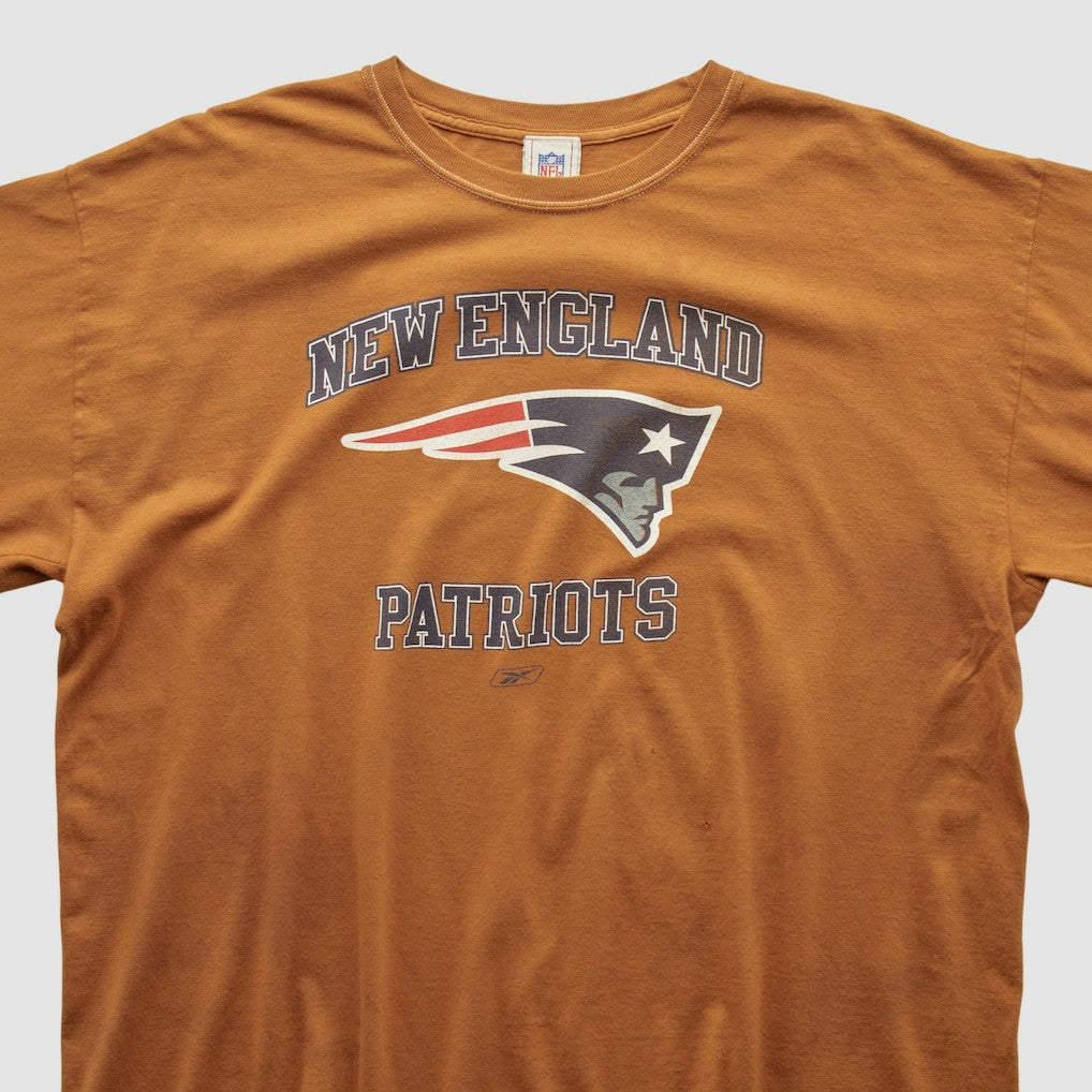 New England Patriots NFL 2000s Long Sleeve T-shirt - Brown Vintage - Fanatics