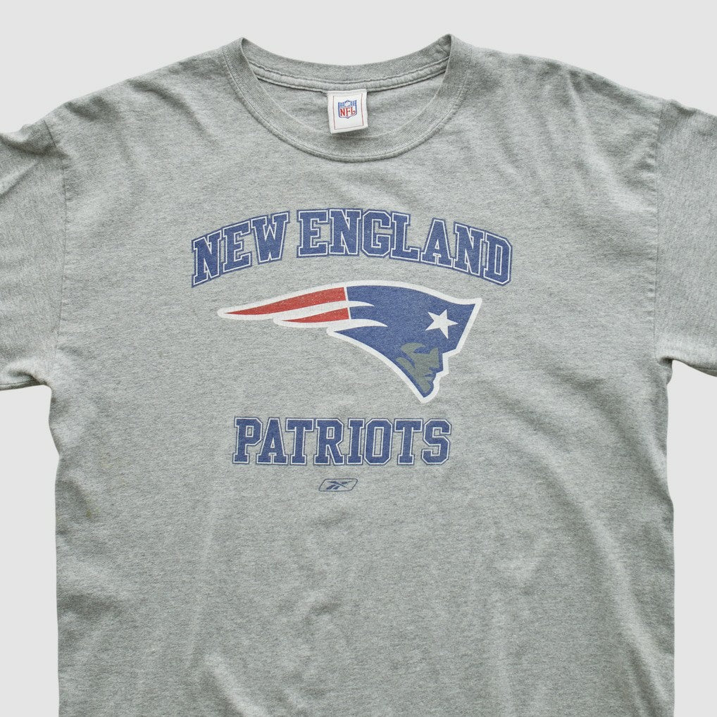 New England Patriots NFL 2000s Long Sleeve T-shirt - Heather Gray Vintage - Fanatics