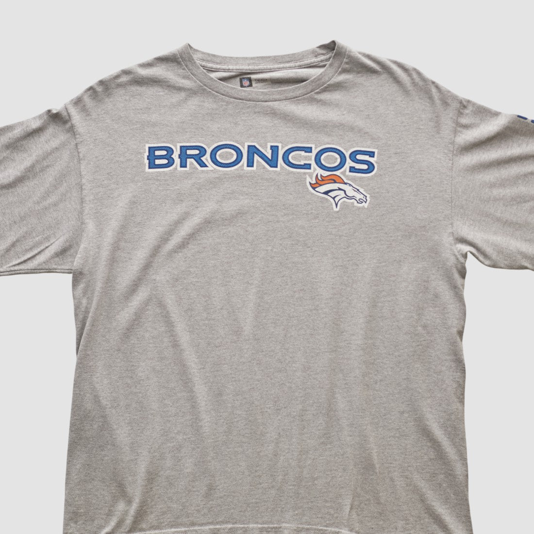 Denver Broncos NFL 2000s Long Sleeve T-shirt - Heather Gray Vintage - Fanatics