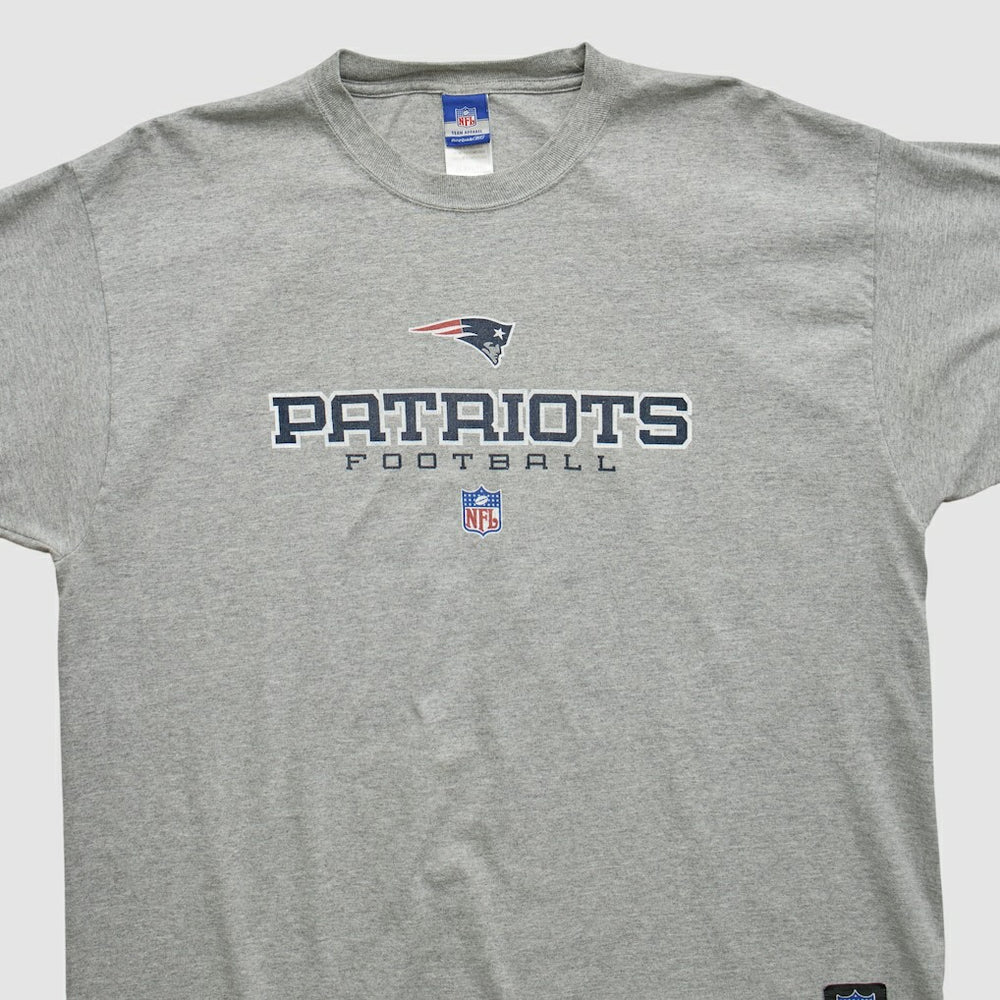 New England Patriots Reebok 2000s T-shirt - Heather Gray Vintage - Fanatics