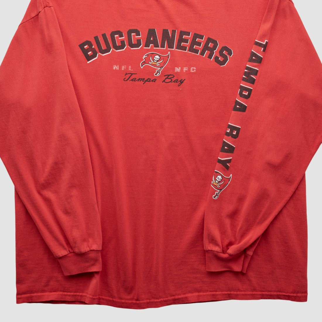 Tampa Bay Buccaneers NFL 2000s Long Sleeve T-shirt - Red Vintage - Fanatics