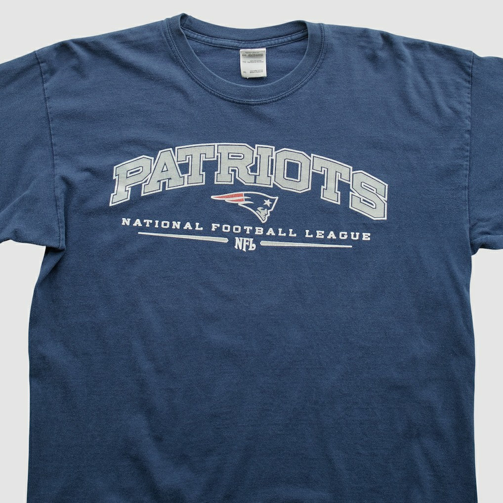 New England Patriots Gildan 2000s Long Sleeve T-shirt - Navy Vintage - Fanatics