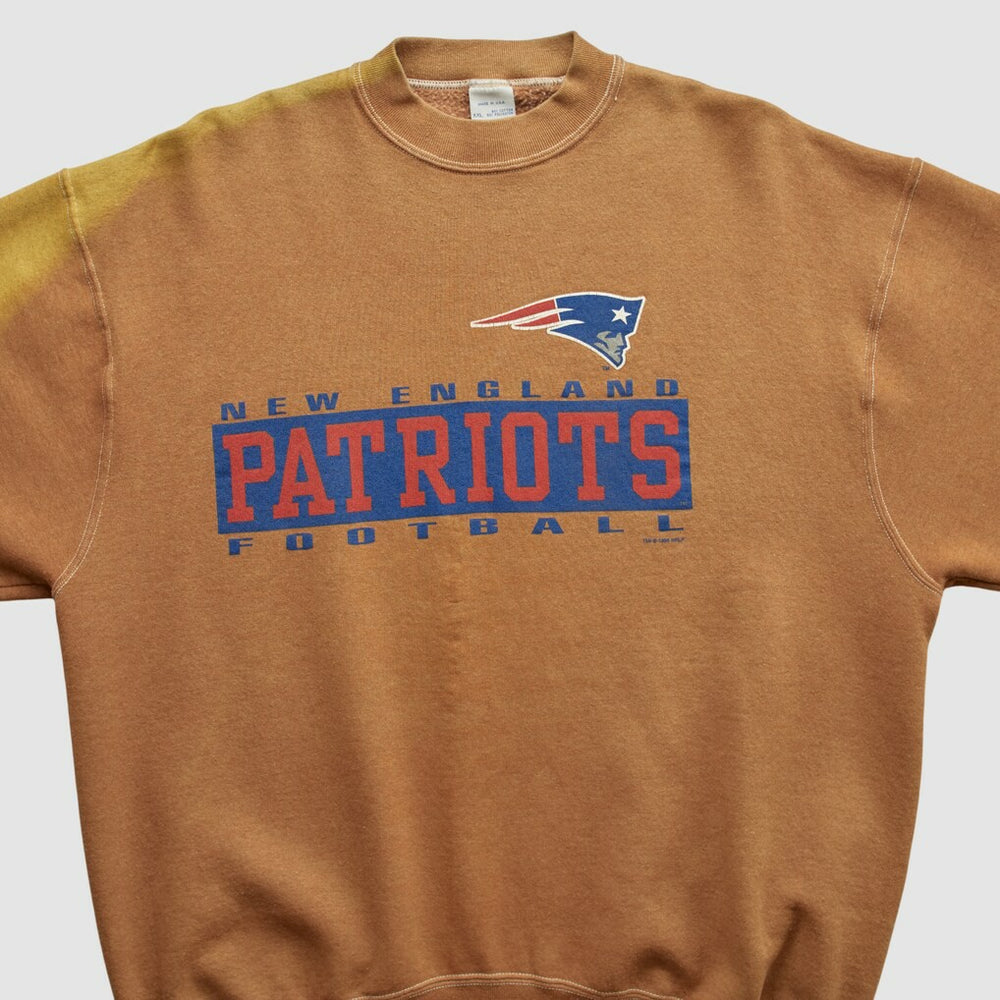New England Patriotsm Sportswear 1996 Pullover Sweatshirt - Clay Vintage - Fanatics