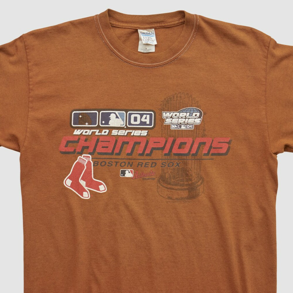 Boston Red Sox Gildan 2004 T-shirt Sale