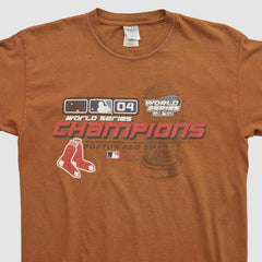 Boston Red Sox Gildan 2004 T-shirt Sale