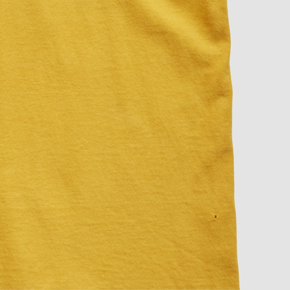 Vintage Indiana Pacers NBA 2000s T-shirt Yellow