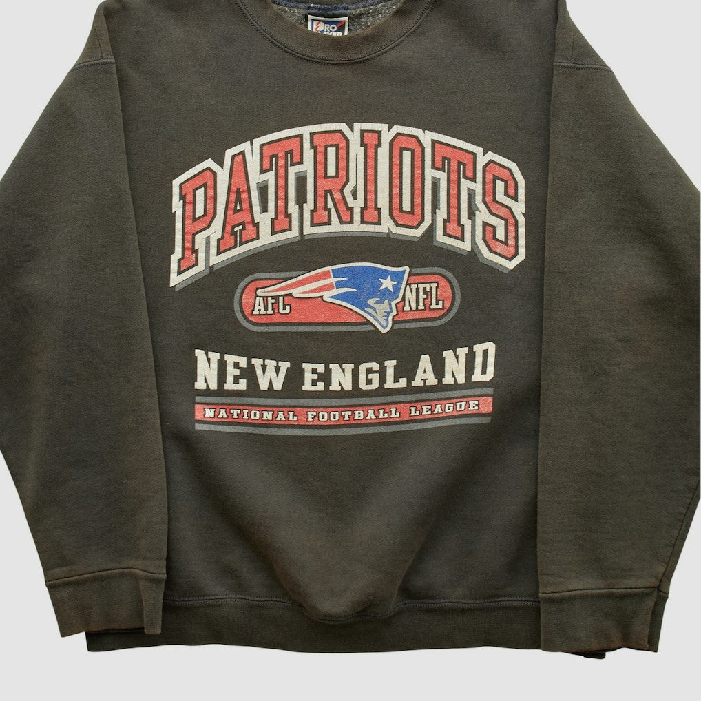 New England Patriots Pro Player 90s Pullover Sweatshirt - Charcoal Vintage - Fanatics