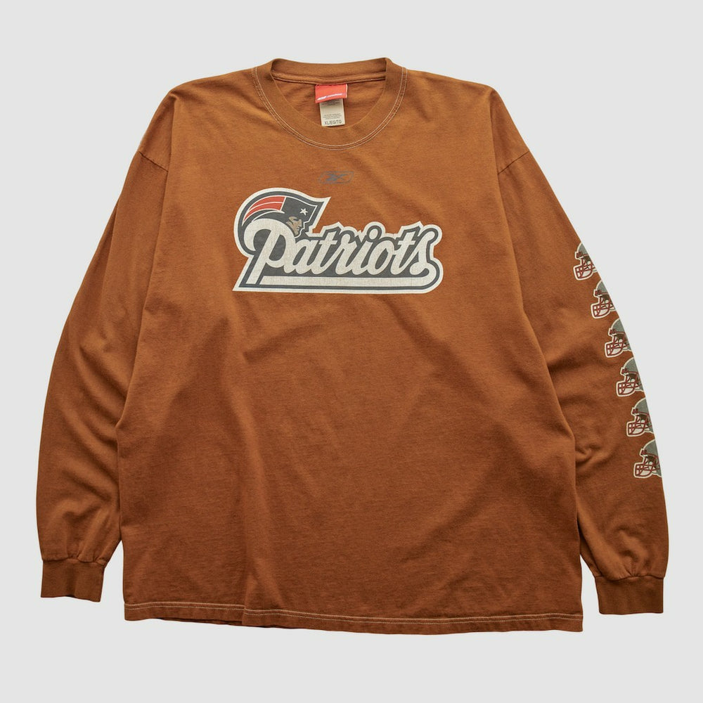 New England Patriots Reebok 2000s Long Sleeve T-shirt - Clay Vintage - Fanatics