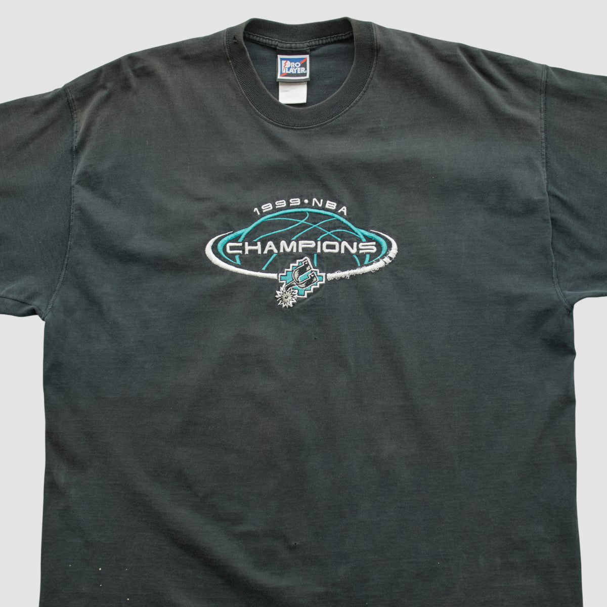 Vintage San Antonio Spurs Pro Player 1999 T-shirt Black