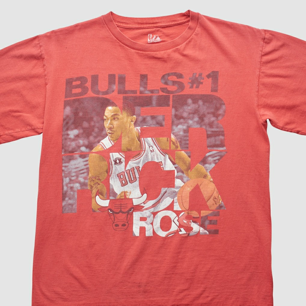 Vintage Chicago Bulls Majestic 2000s T-shirt Red