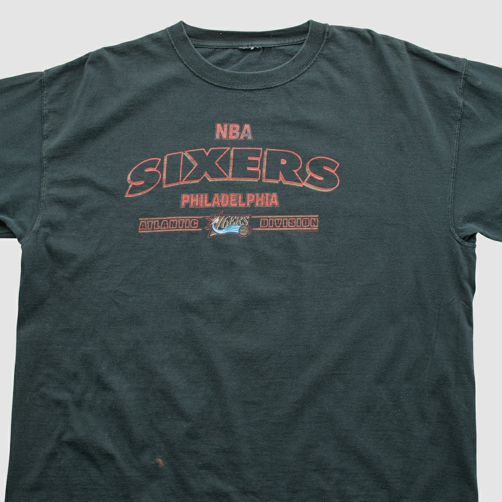 Vintage Philadelphia 76ers 2000s T-shirt Black