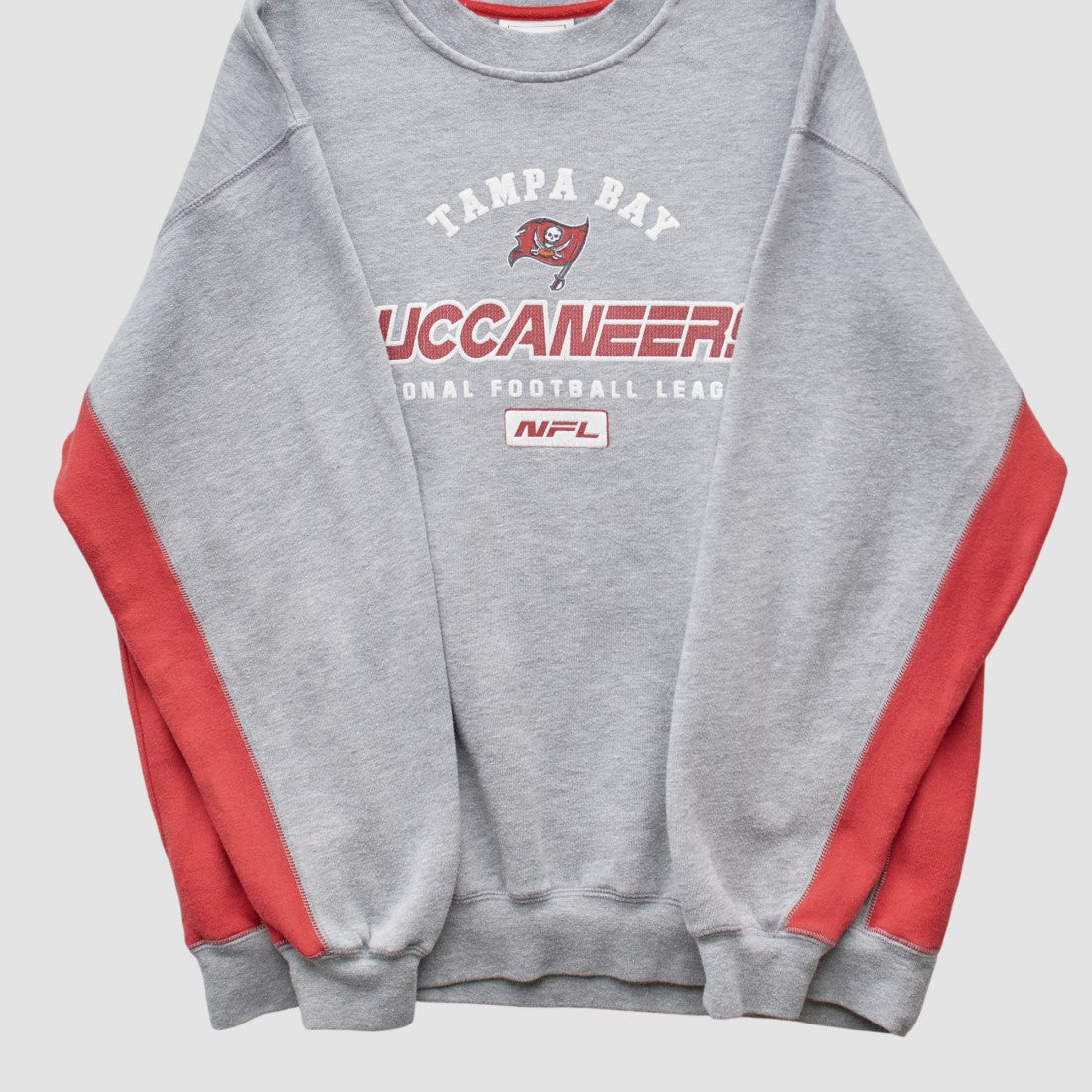 Tampa Bay Buccaneers NFL 2000s Pullover Sweatshirt - Heather Gray Vintage - Fanatics
