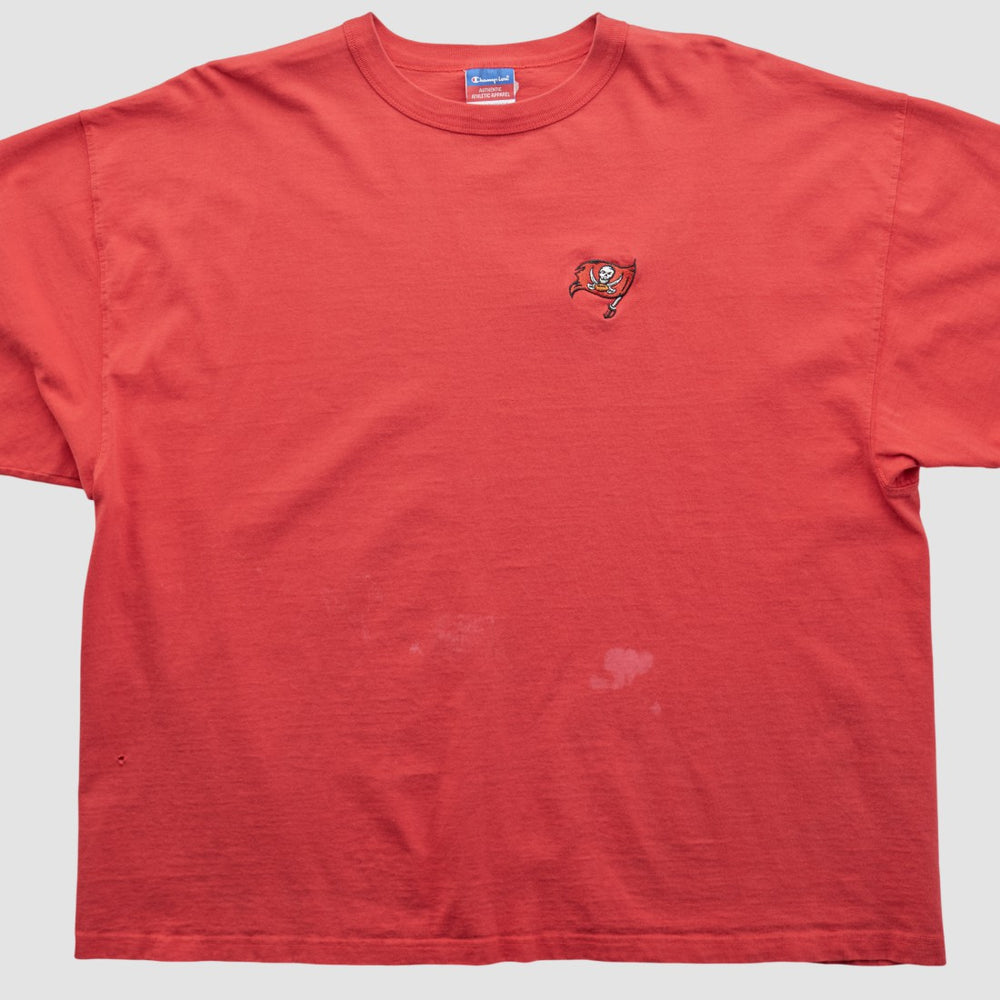 Tampa Bay Buccaneers Champion 2000s T-shirt - Red Vintage - Fanatics