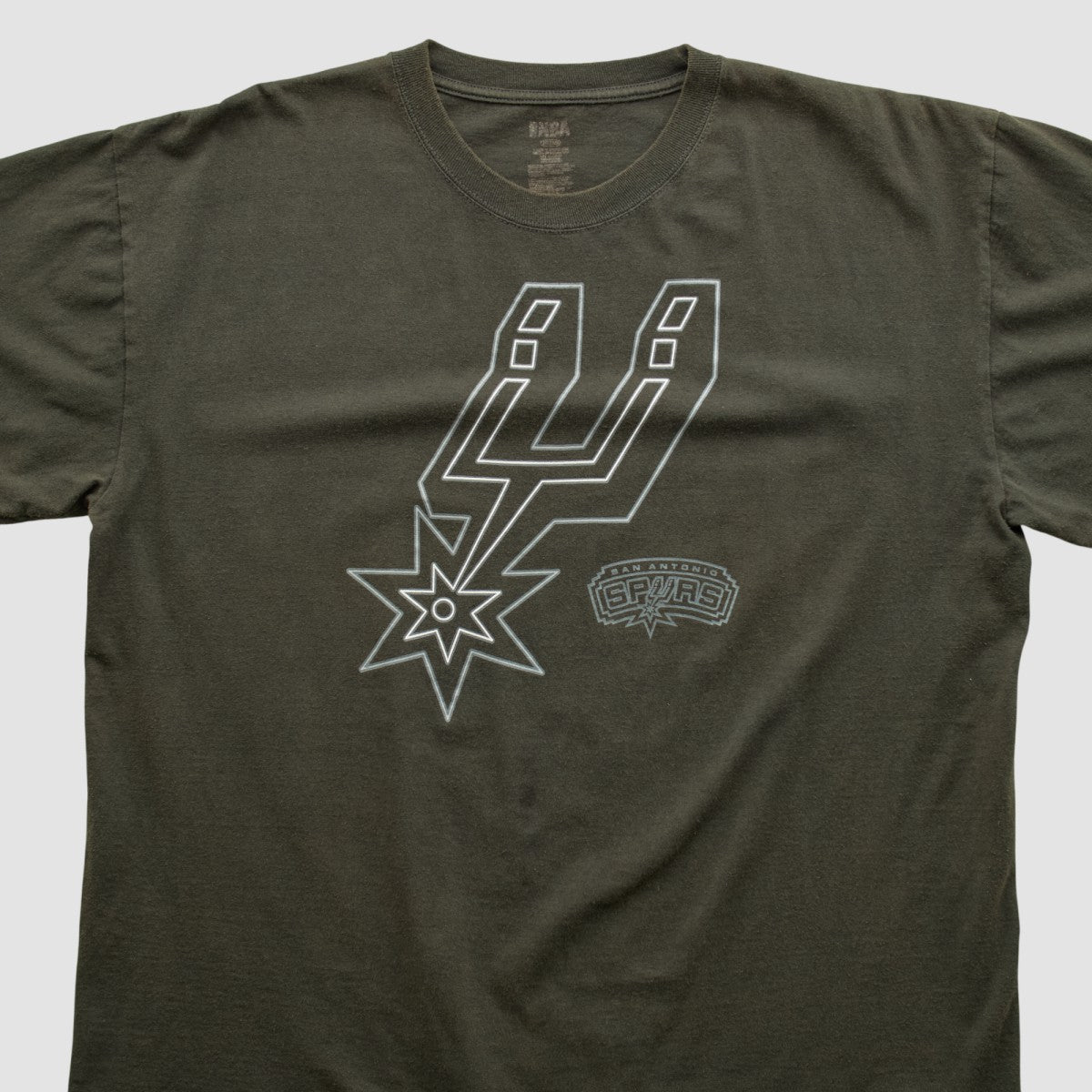 Vintage San Antonio Spurs NBA 2000s T-shirt Black