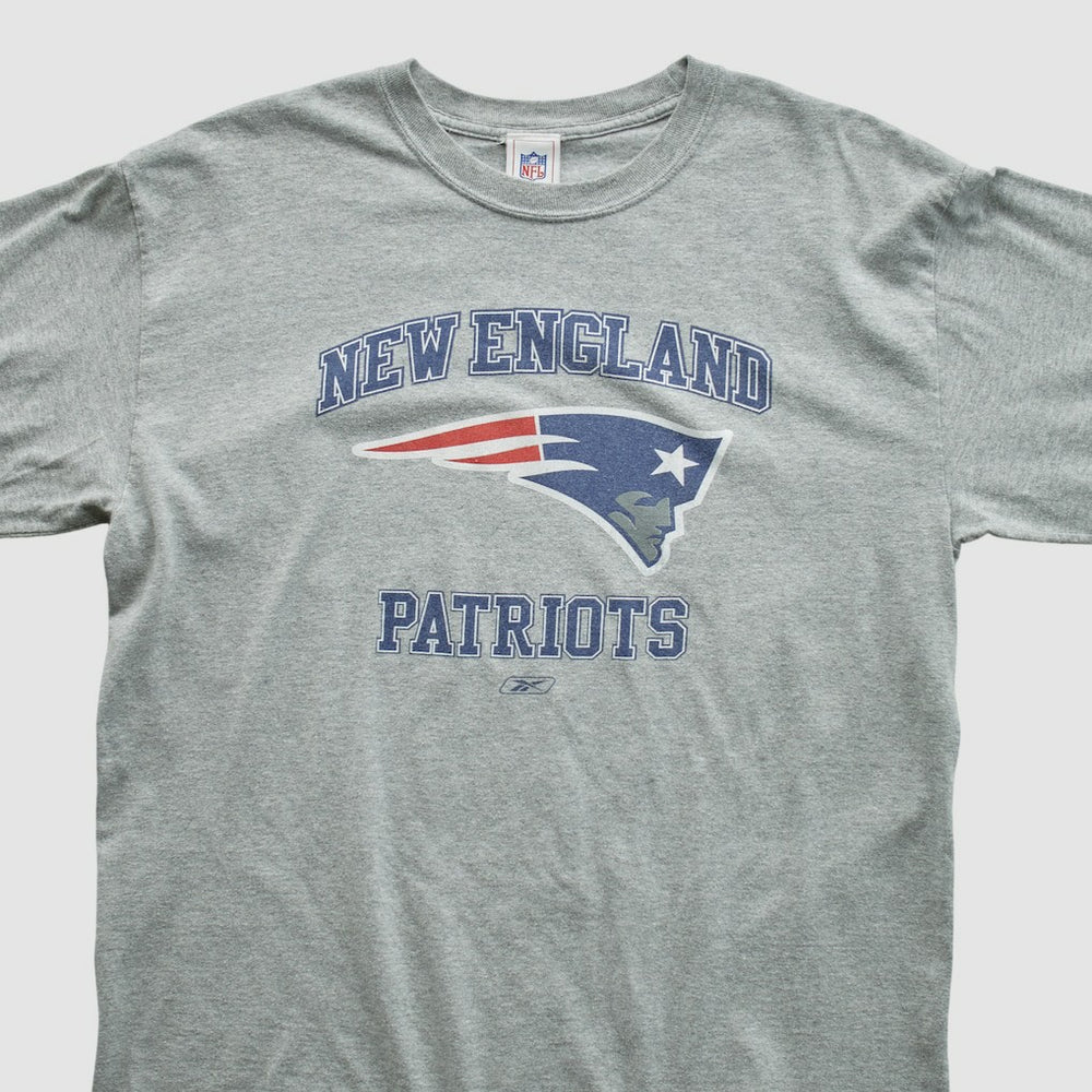 New England Patriots NFL 2000s Long Sleeve T-shirt - Heather Gray Vintage - Fanatics
