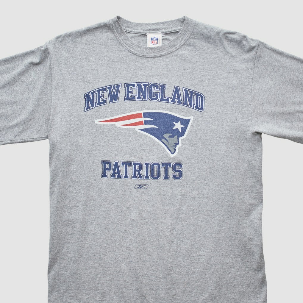 New England Patriots Reebok 2000s Long Sleeve T-shirt - Heather Gray Vintage - Fanatics