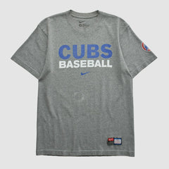 Chicago Cubs Nike 2000s T-shirt Near Me