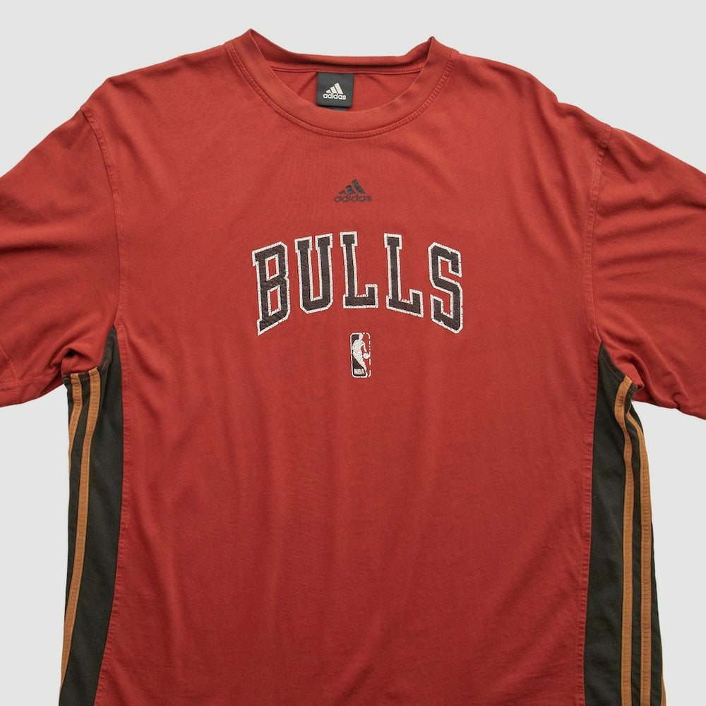 Adidas Chicago Bulls 2010s T-shirt Red Vintage
