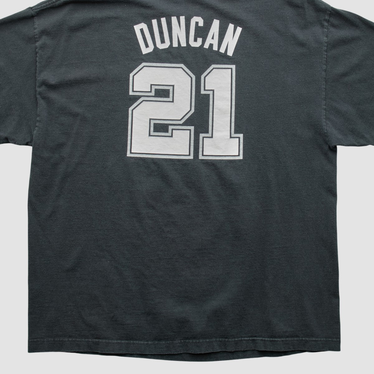 Vintage San Antonio Spurs NBA 2000s T-shirt Black