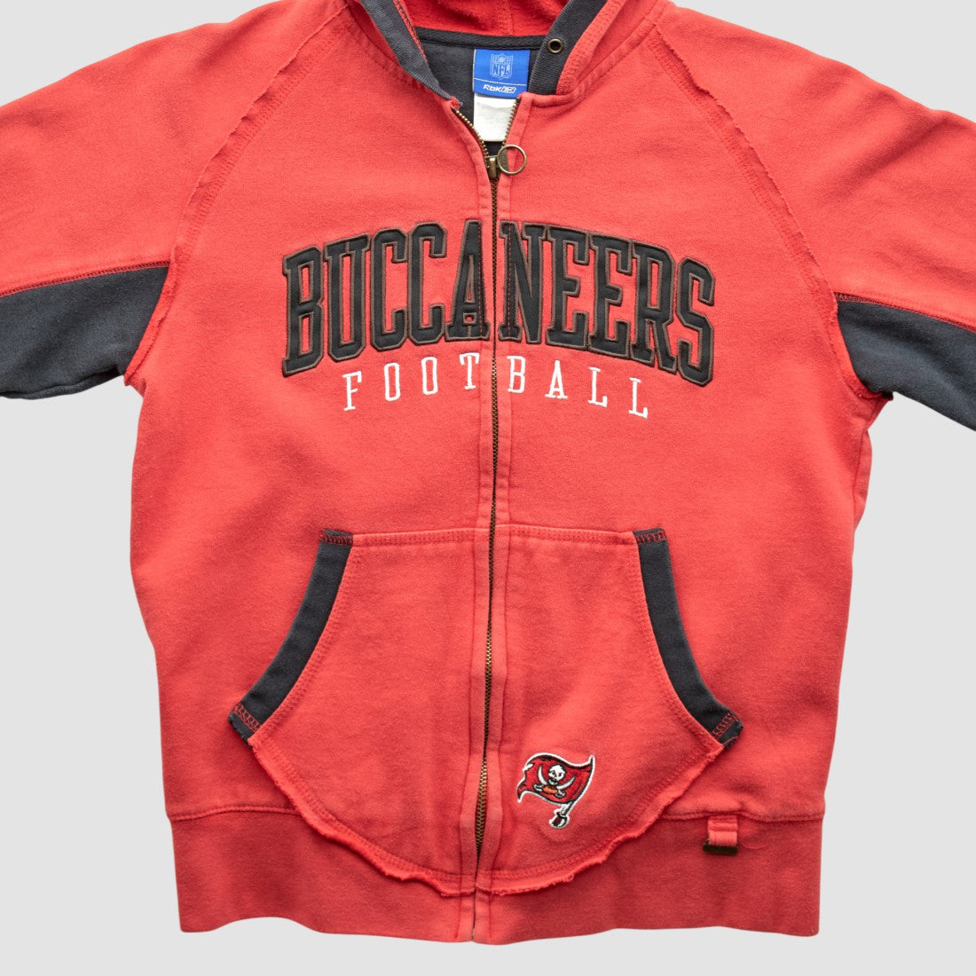 Tampa Bay Buccaneers Reebok 2000s Hooded Full Zip Sweatshirt - Red Vintage - Fanatics