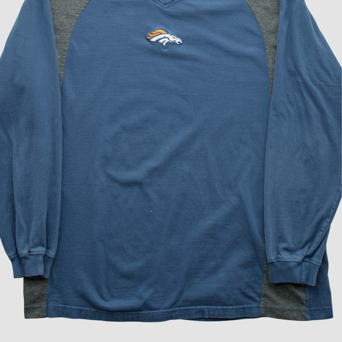 Denver Broncos NFL 2000s Long Sleeve T-shirt - Navy Vintage - Fanatics