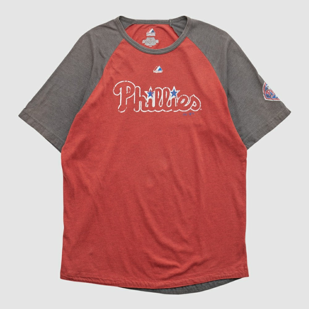 Philadelphia Phillies Majestic 2000s T-shirt Near Me