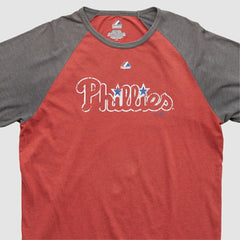 Philadelphia Phillies Majestic 2000s T-shirt Near Me