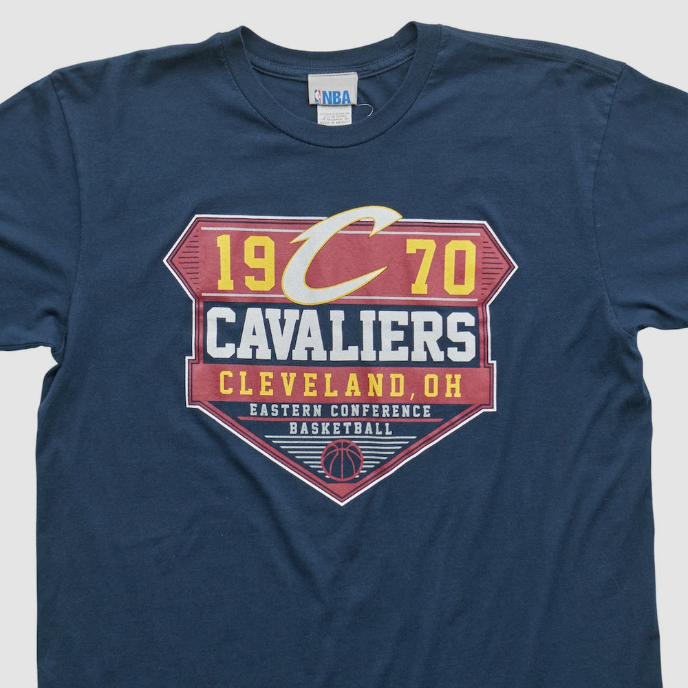 Vintage Cleveland Cavaliers NBA 2000s T-shirt Navy