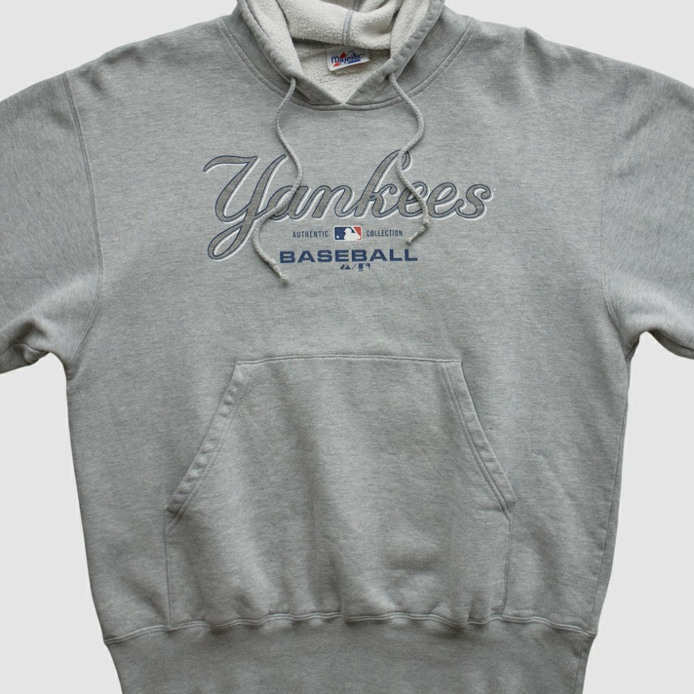 New York Yankees Majestic 2000s Hooded Pullover Sweatshirt Online