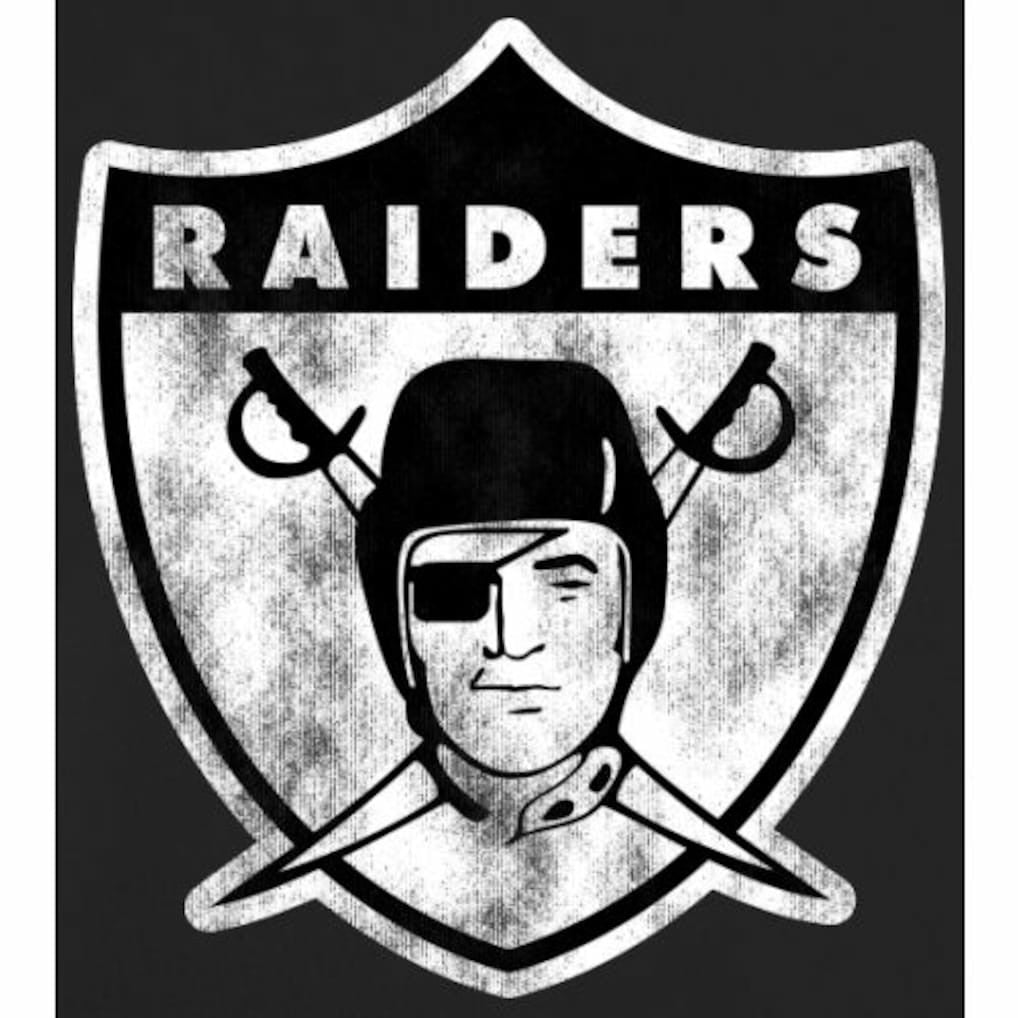 Las Vegas Raiders Throwback Logo Pullover Hoodie - Black - NFL