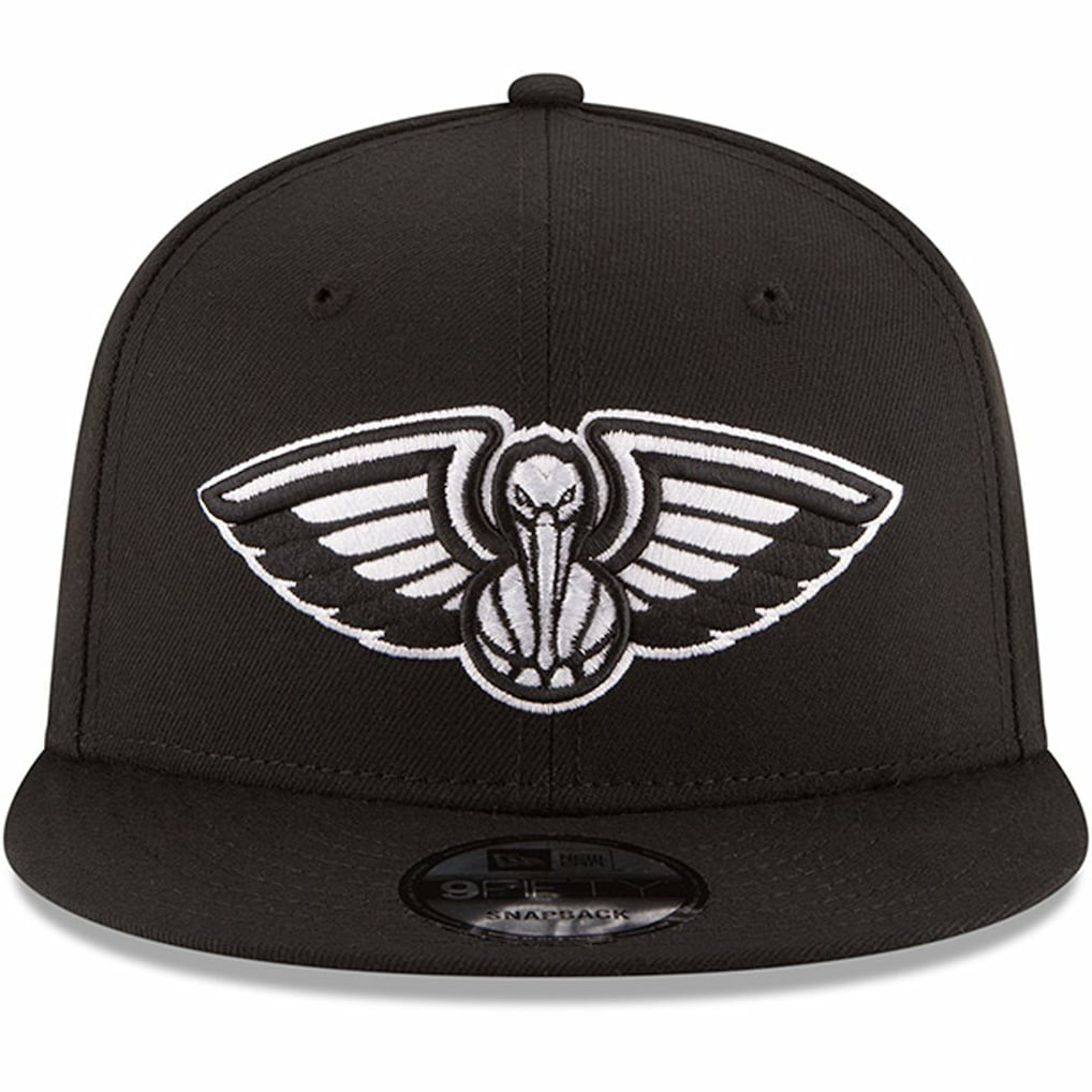 New Era New Orleans Pelicans Black & White Logo 9FIFTY Adjustable Snapback Hat Black