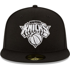New Era New York Knicks Black & White Logo 59FIFTY Fitted Hat Black