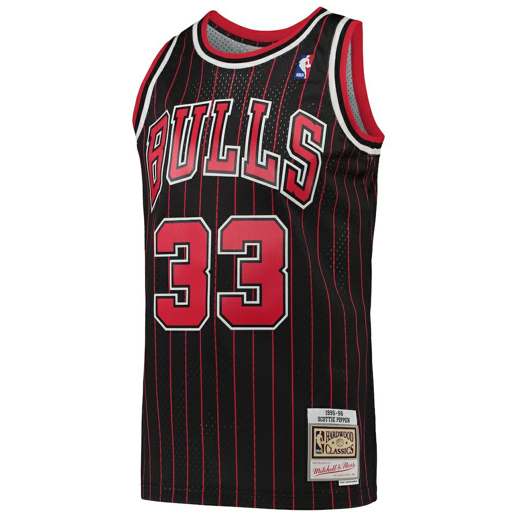 Mitchell & Ness Scottie Pippen Chicago Bulls Hardwood Classics Swingman Jersey Black