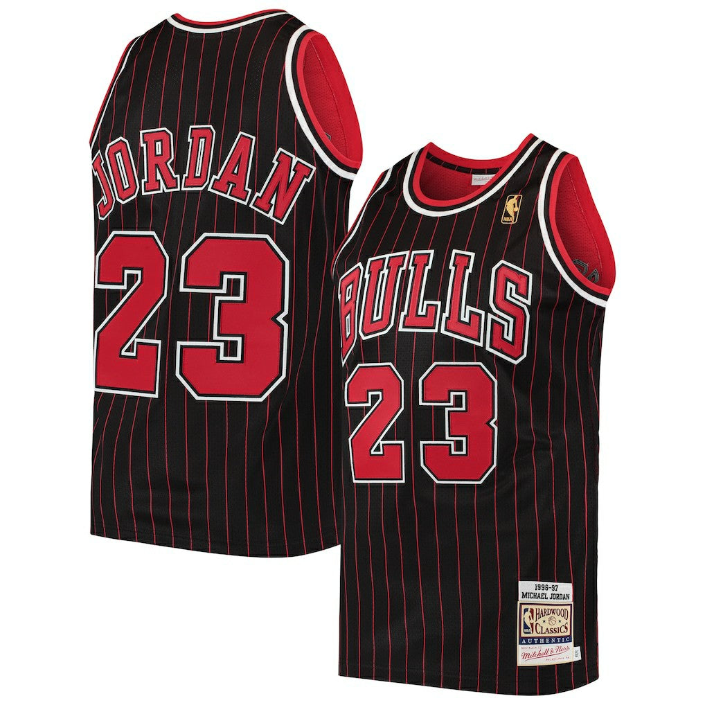Mitchell & Ness Michael Jordan Chicago Bulls 1996/97 Hardwood Classics Authentic Jersey Black