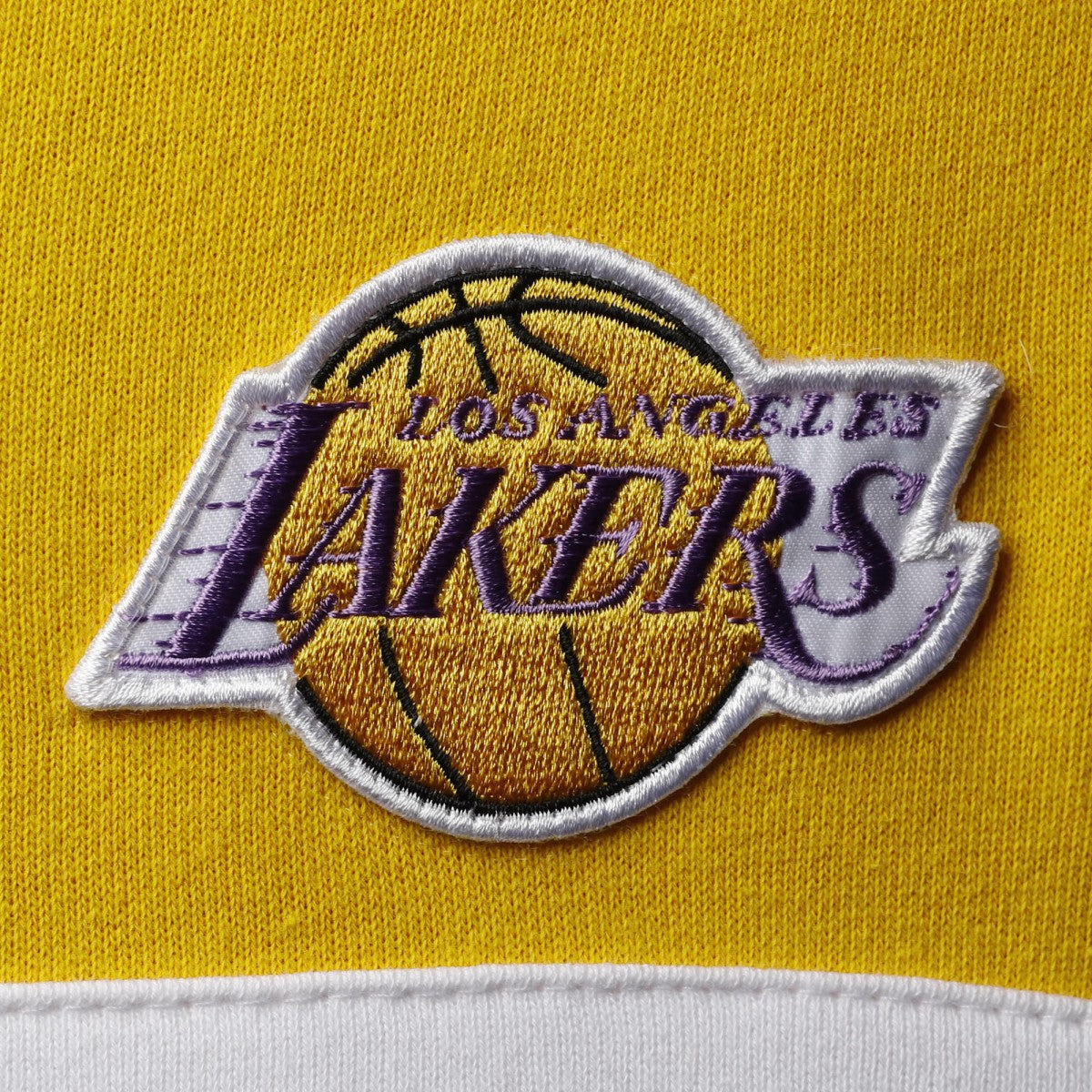Mitchell & Ness Los Angeles Lakers Head Coach Pullover Hoodie Gold/Black