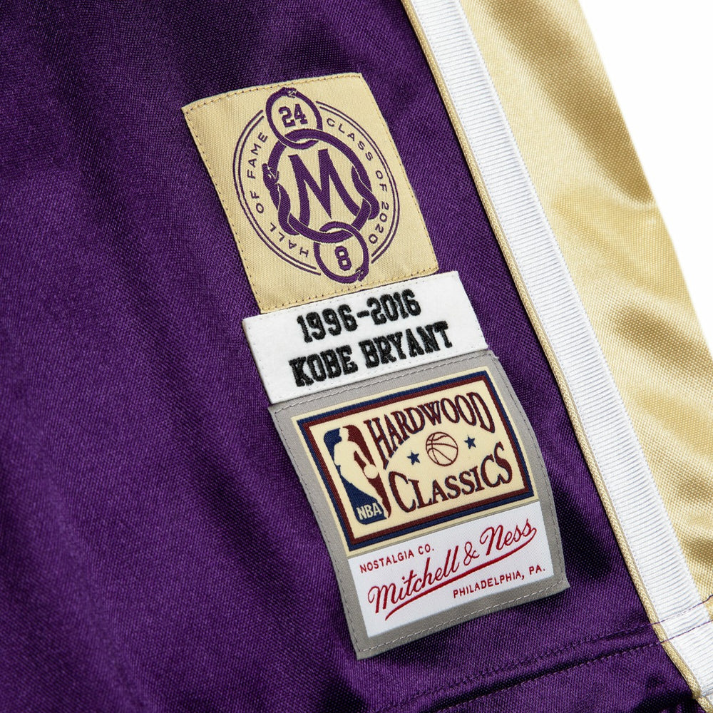 Mitchell & Ness Kobe Bryant Los Angeles Lakers Hall of Fame Class of 2020 #8 Authentic Jersey Purple