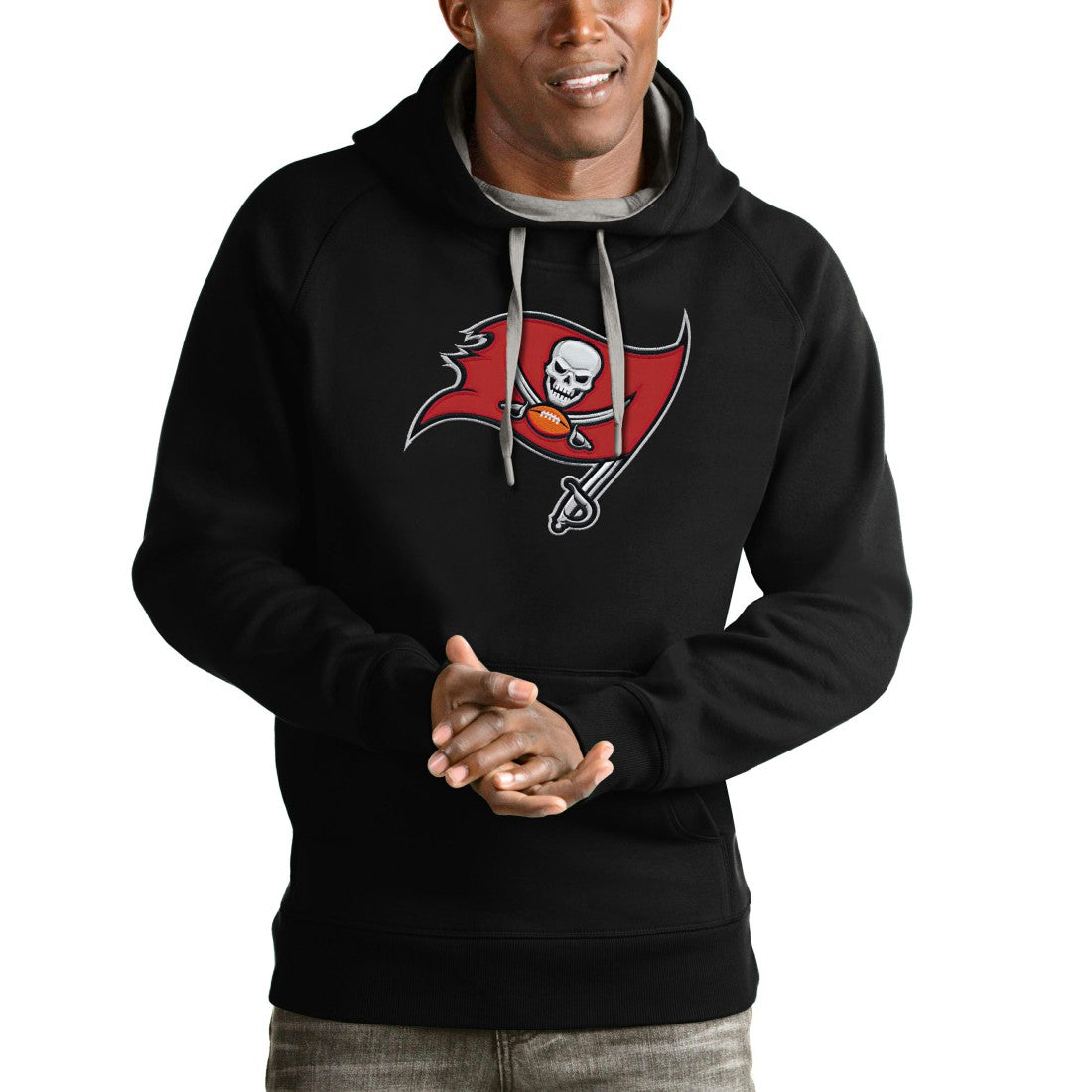 Tampa Bay Buccaneers Antigua Victory Pullover Hoodie - Black - NFL