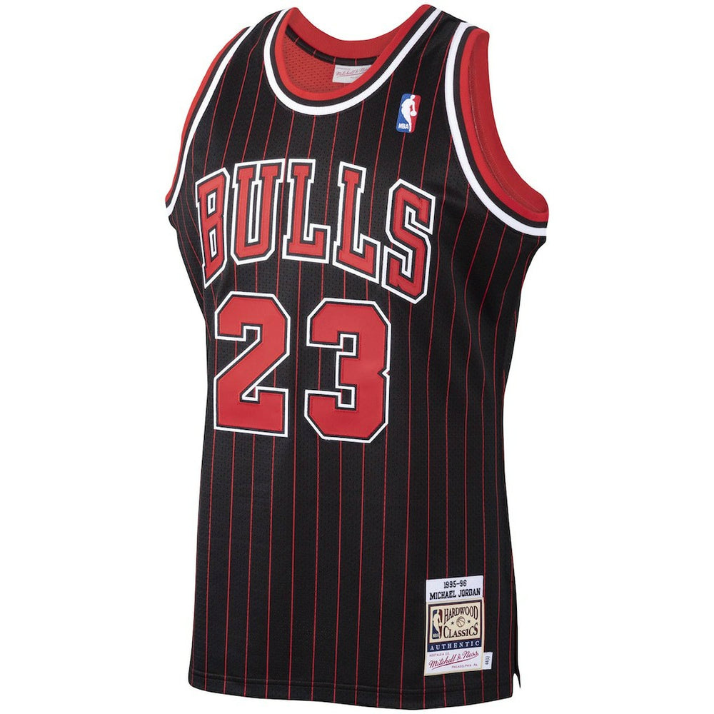 Mitchell & Ness Michael Jordan Chicago Bulls 1995/96 Hardwood Classics Authentic Jersey Black