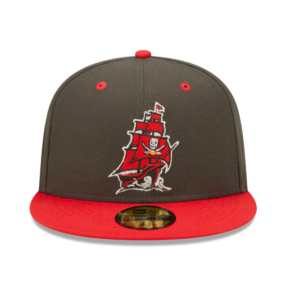 Tampa Bay Buccaneers New Era Flipside 2Tone 59FIFTY Fitted Hat - Pewter/Red - NFL