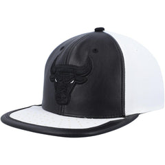 Mitchell & Ness Chicago Bulls NBA Day One Snapback Hat Black/White
