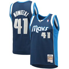 Mitchell & Ness Dirk Nowitzki Dallas Mavericks 2011/12 Hardwood Classics Swingman Jersey Navy