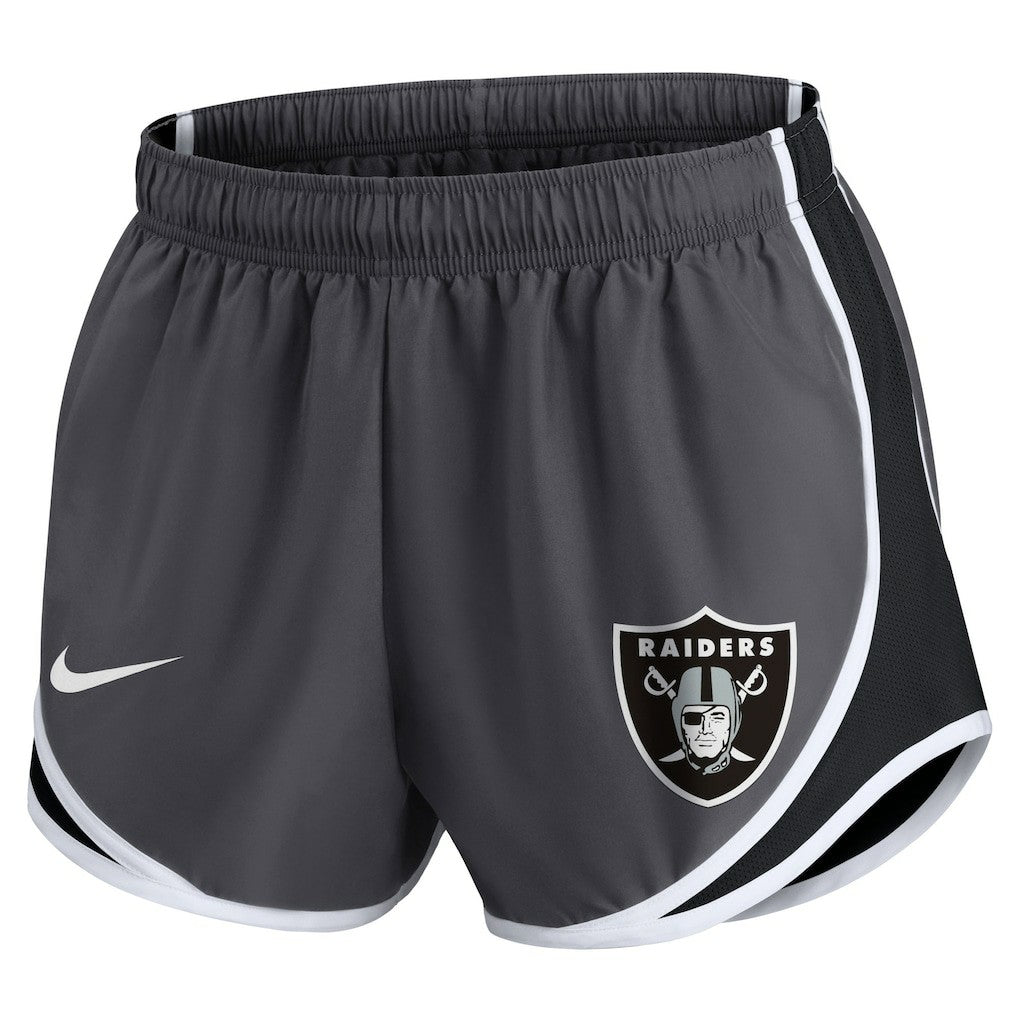 Las Vegas Raiders Women's Plus Size Logo Performance Tempo Shorts - Charcoal - Nike