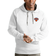 New York Knicks Antigua Victory Pullover Hoodie White