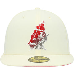 Tampa Bay Buccaneers New Era Chrome Color Dim 59FIFTY Fitted Hat - Cream - NFL