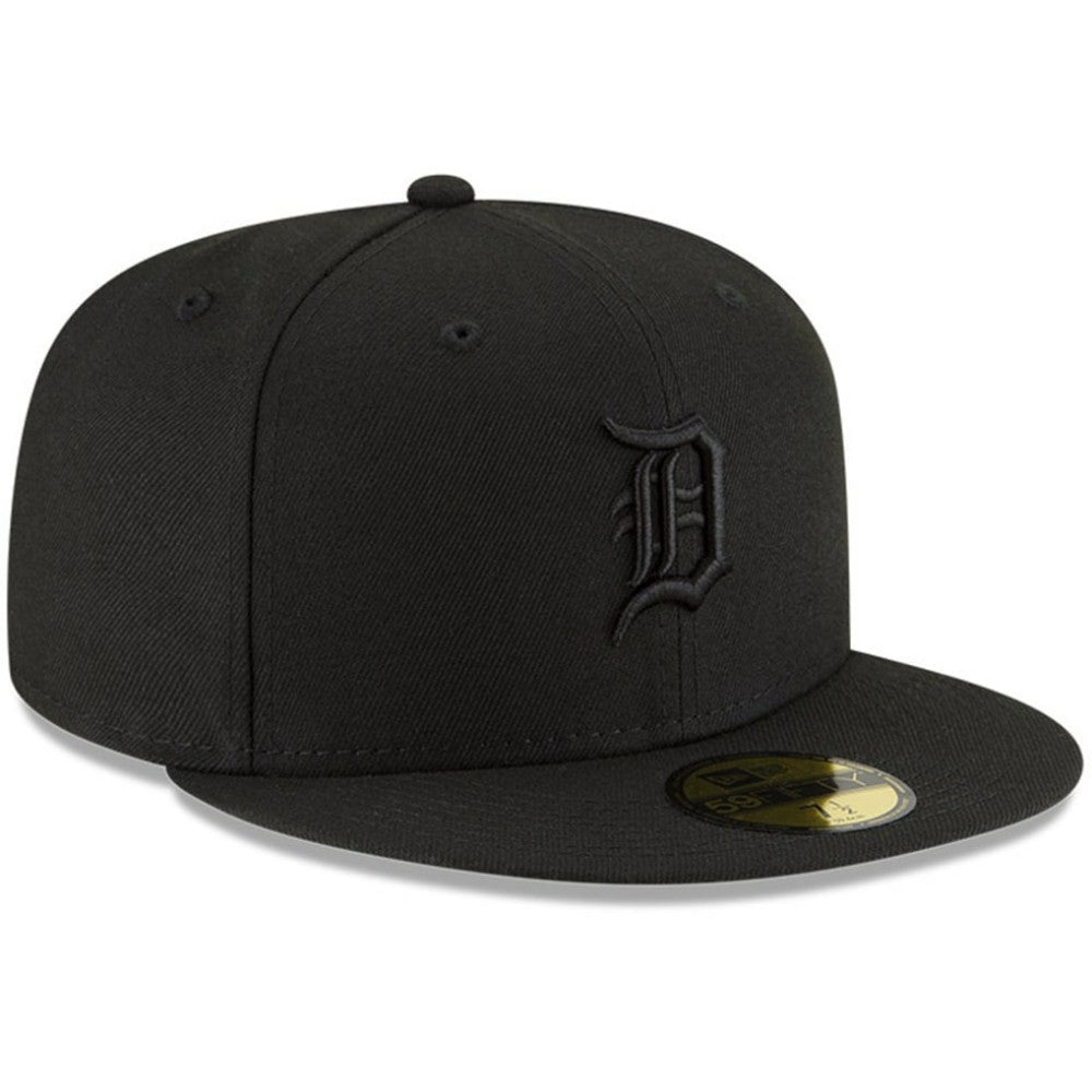 Detroit Tigers New Era Black on Black 59FIFTY Fitted Hat Online