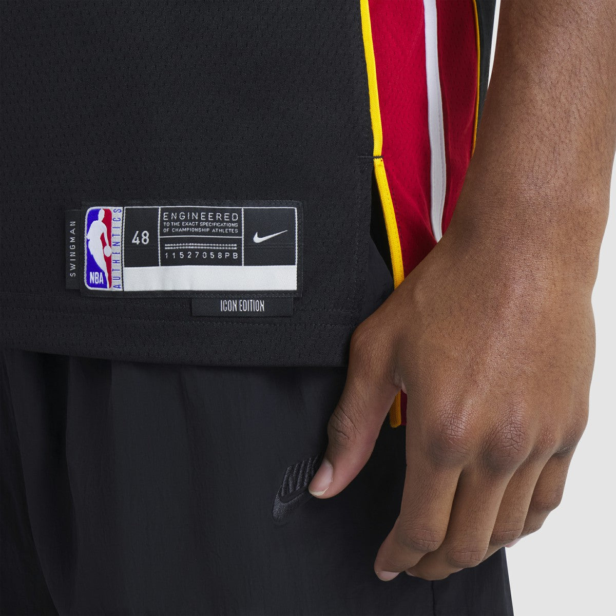 Nike Tyler Herro Miami Heat Unisex Swingman Jersey Icon Edition Black